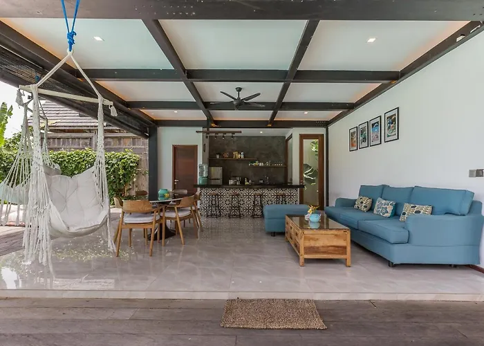 Tropical 5 Bedroom In The Heart Of Canggu (Bali)